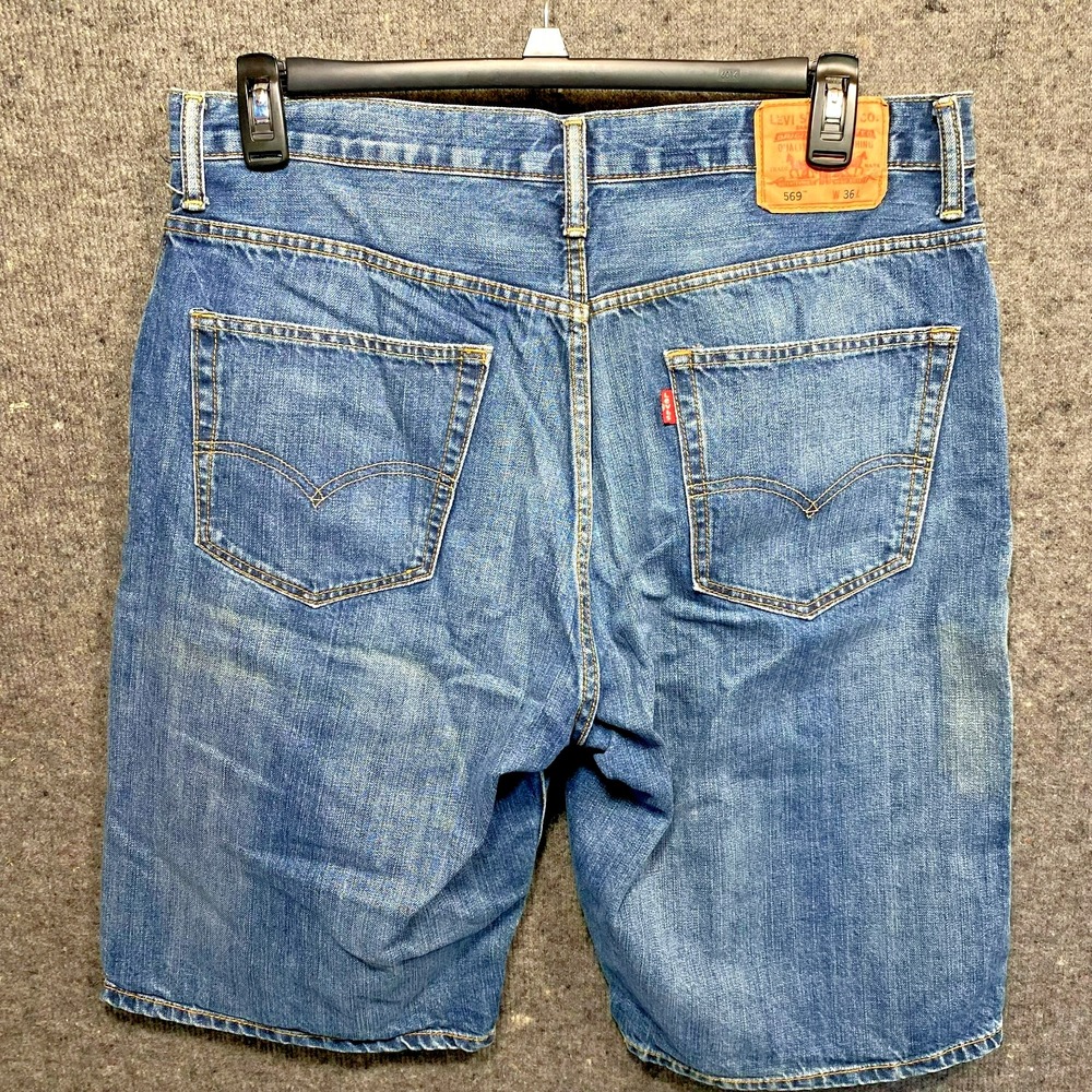 Levi's 569 Loose Straight Denim Shorts Mens 36 Blue Medium Wash Jean Shorts